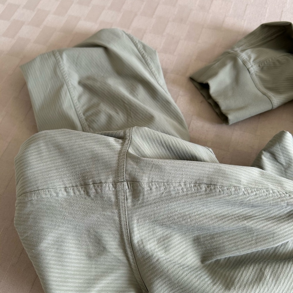 Lululemon Dance Studio Jogger Pant in Green Twill - Picture 12 of 12